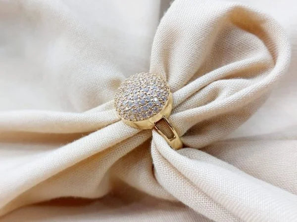 Golden Elegant Royal Ring – Shiny Crystal Fashion Jewelry