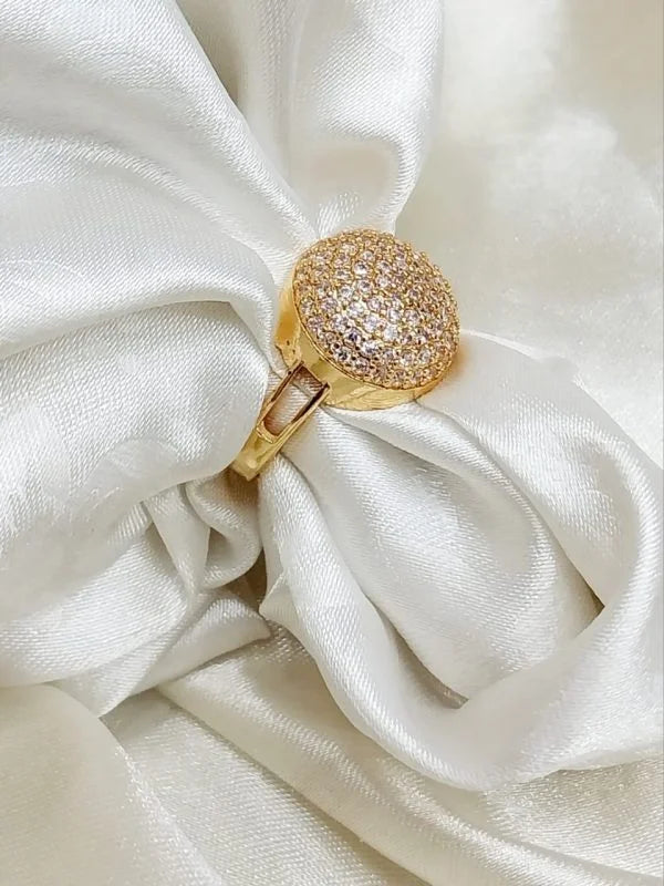 Golden Elegant Royal Ring – Shiny Crystal Fashion Jewelry